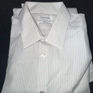 Brand new with tags Calvin Klein Men's size m Pinstripe Dress Shirt - grey
